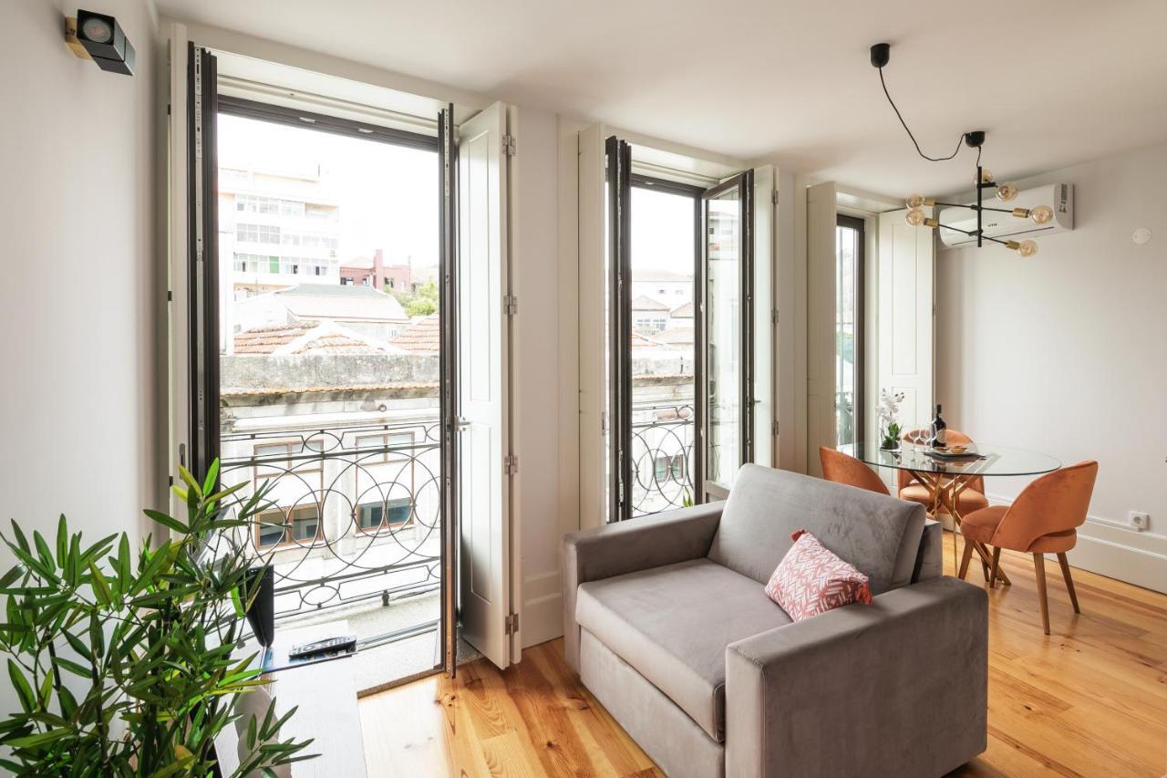 Bright Studio Near Douro River - With Balcony Порто Екстериор снимка
