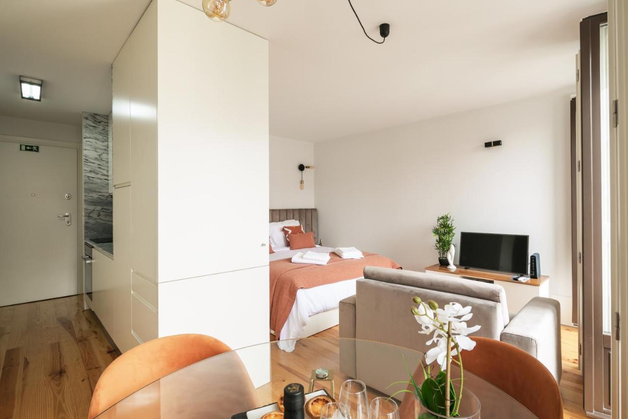 Bright Studio Near Douro River - With Balcony Порто Екстериор снимка